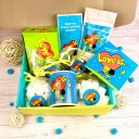 Подарунковий бокс "Love is... (Кохання це...)" Подарунковий бокс "Love is... (Кохання це...)"